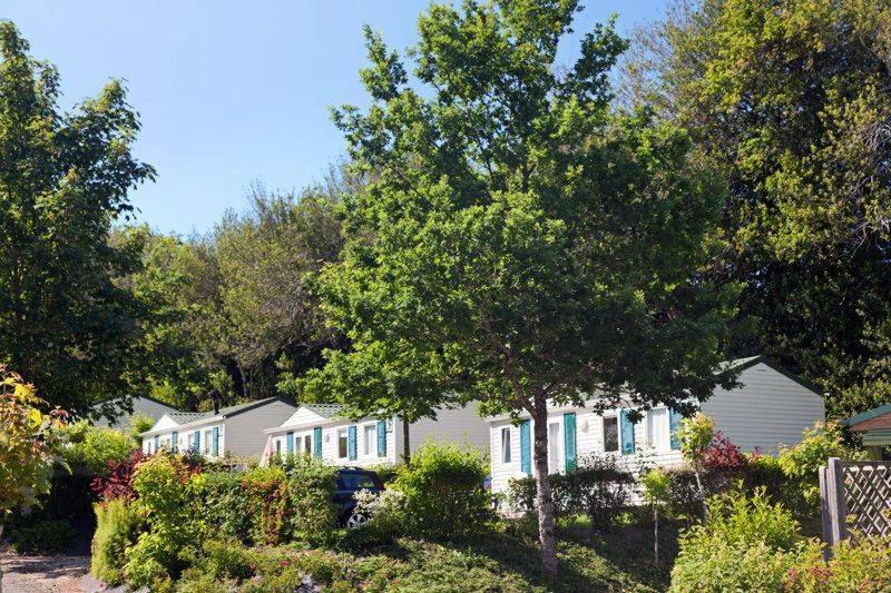 فندق Camping Le Caussanel Canet-de-Salars المظهر الخارجي الصورة