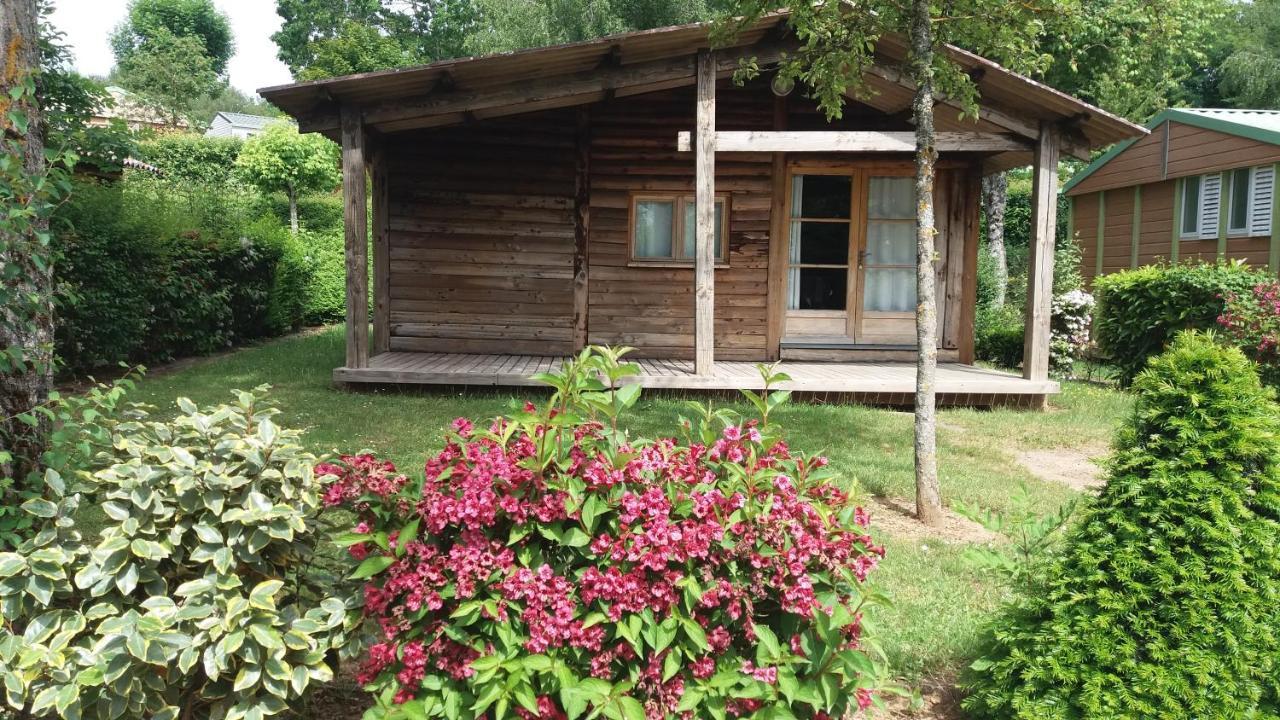 فندق Camping Le Caussanel Canet-de-Salars المظهر الخارجي الصورة