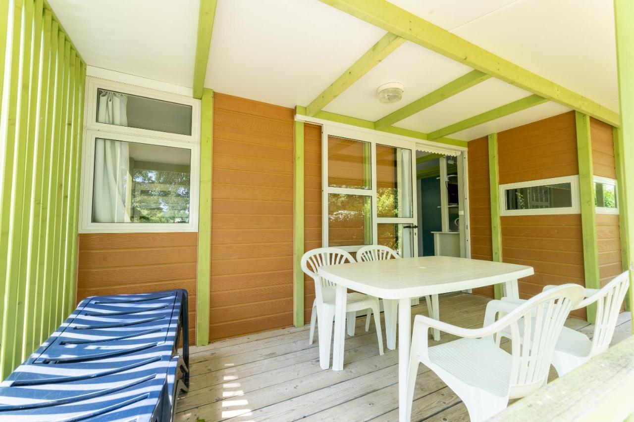 فندق Camping Le Caussanel Canet-de-Salars المظهر الخارجي الصورة
