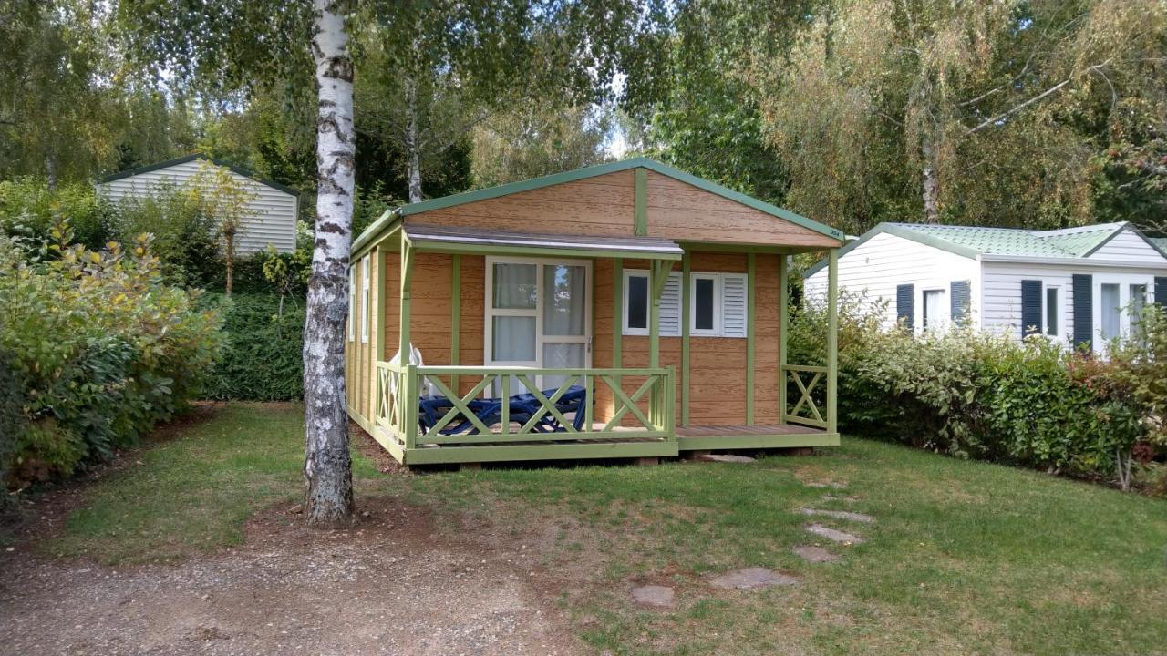 فندق Camping Le Caussanel Canet-de-Salars المظهر الخارجي الصورة