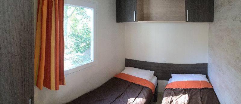 فندق Camping Le Caussanel Canet-de-Salars المظهر الخارجي الصورة